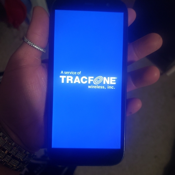 BLU phone - Picture 2 of 3